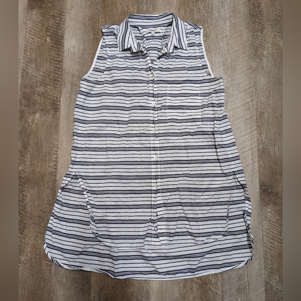 Madewell Sleeveless Button Down Tunic Top